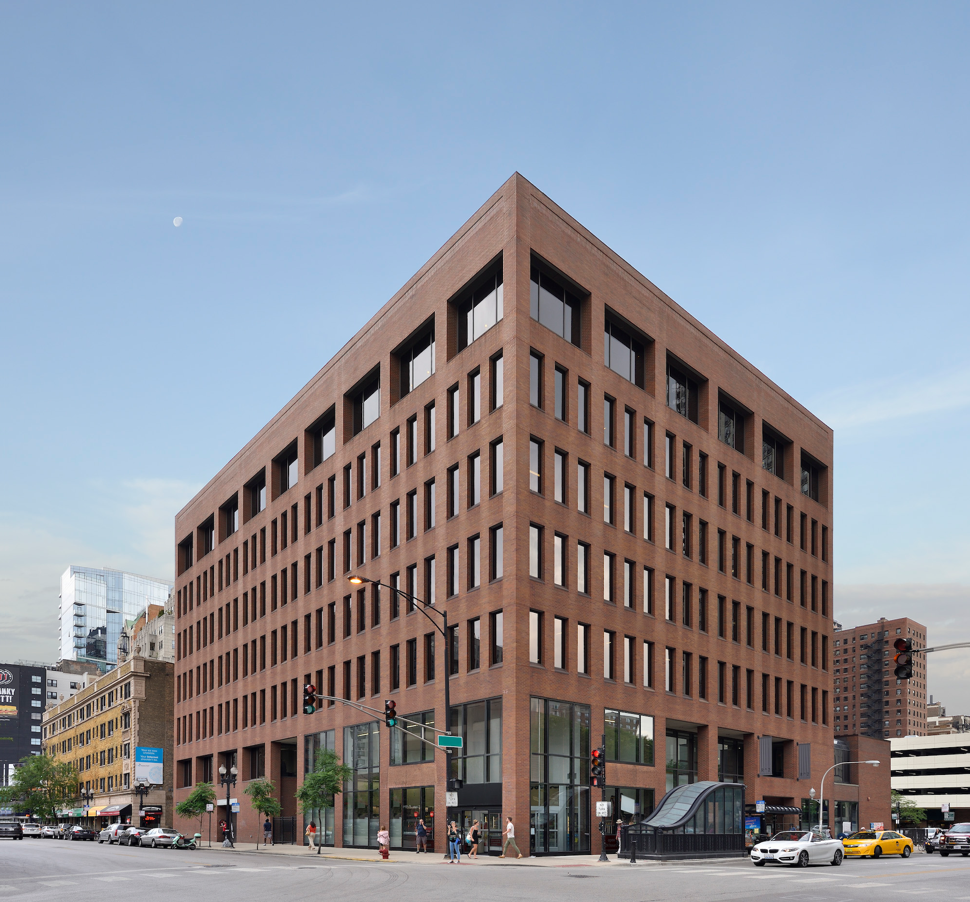 1165 N Clark